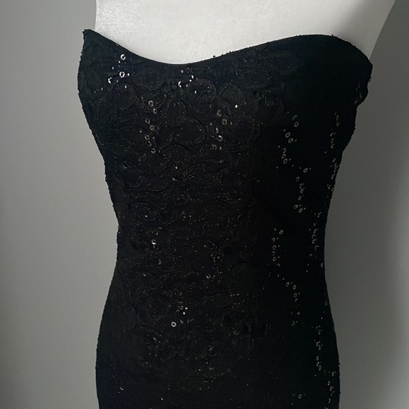 Eclipse Black Lace Sequin Dress 🖤 - Picture 3 of 7